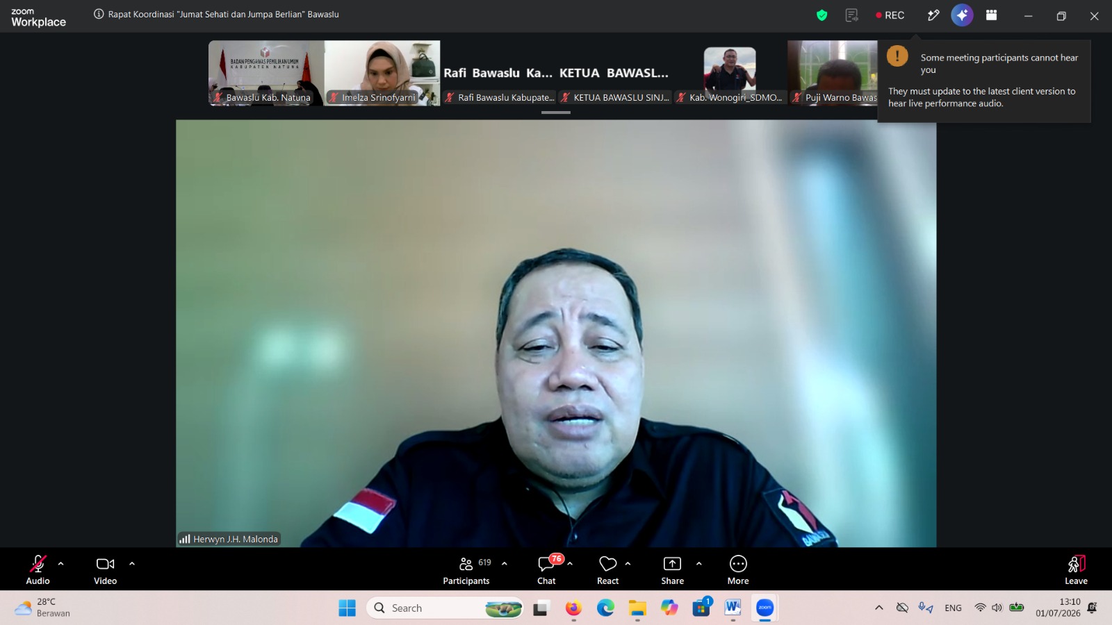 Anggota Bawaslu RI Herwyn saat memberikan sambuatan dalam rapat koordinasi jumat sehati dan jumpa berlian pada (01/07/2026)